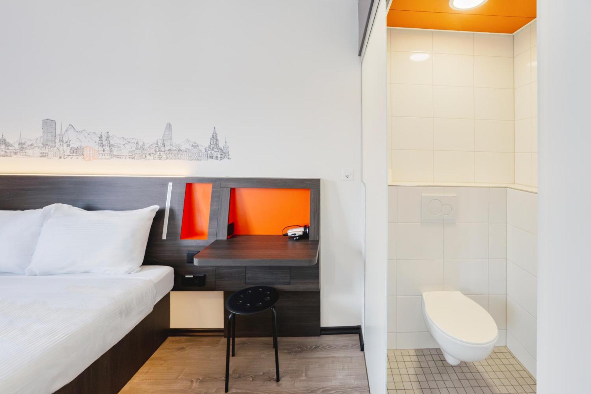 Easyhotel Main Station Zurich