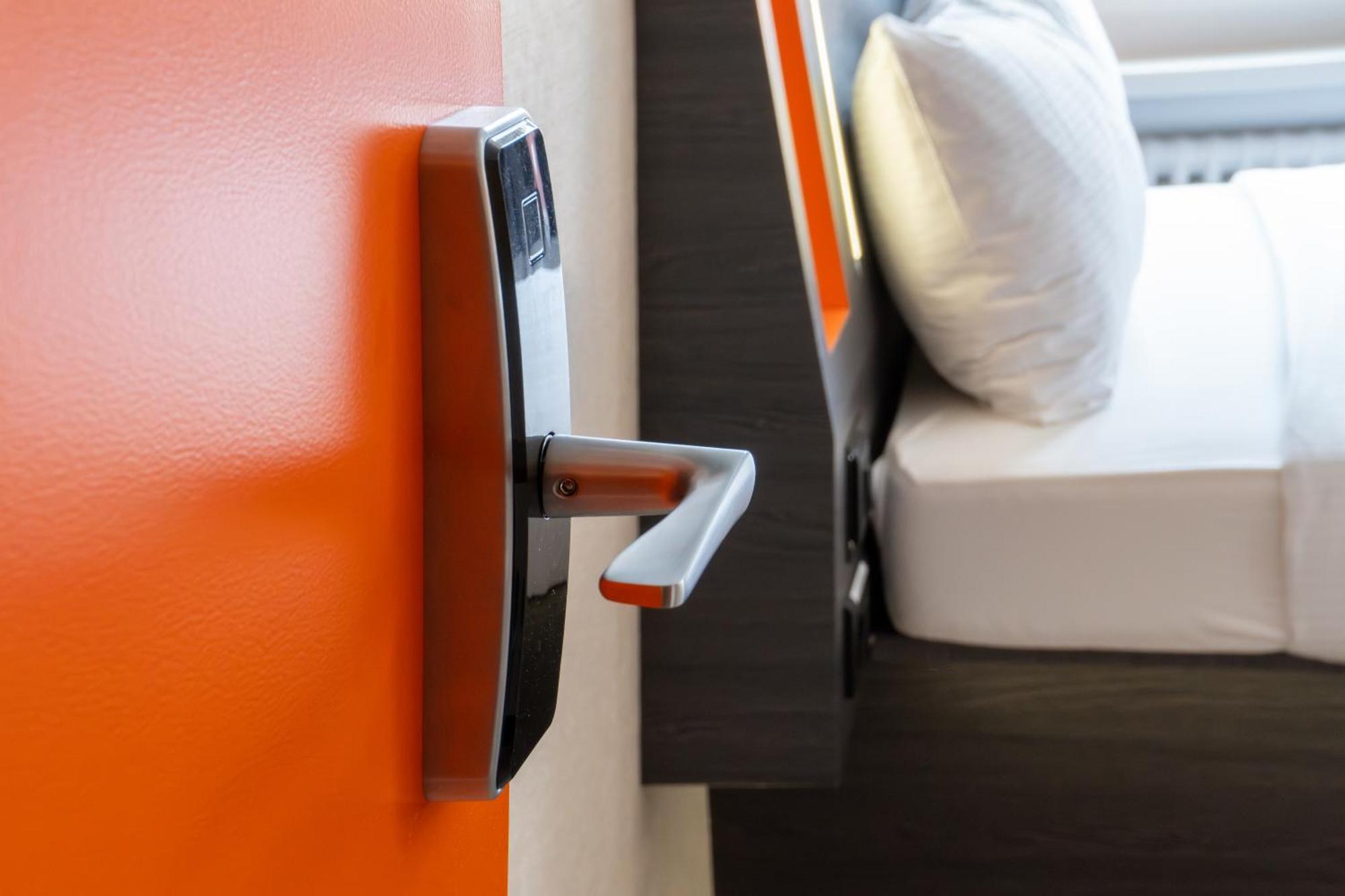 Easyhotel Main Station * Zurich