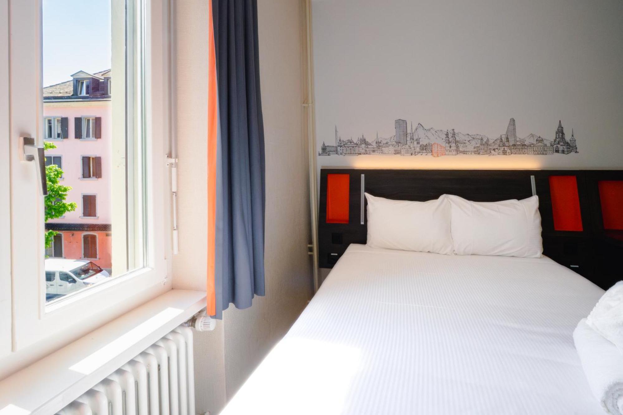 Easyhotel Main Station Hotel Zurich