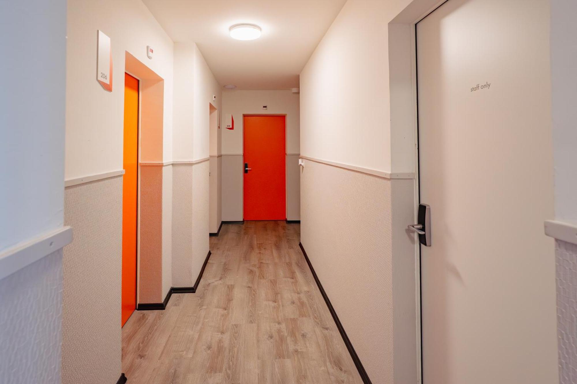 Hotel Easyhotel Main Station *