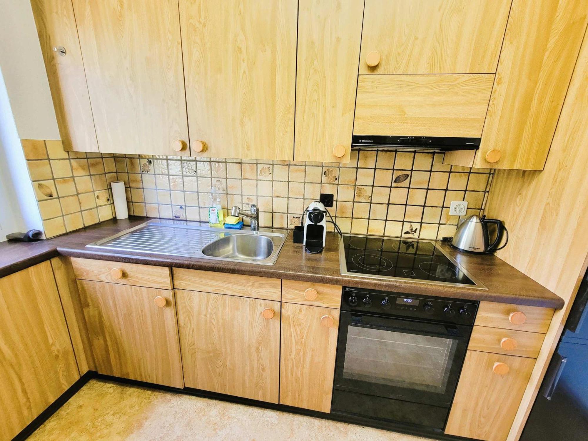 5 Bedroom Center With Balcony Dorf - Self Checkin Zurich