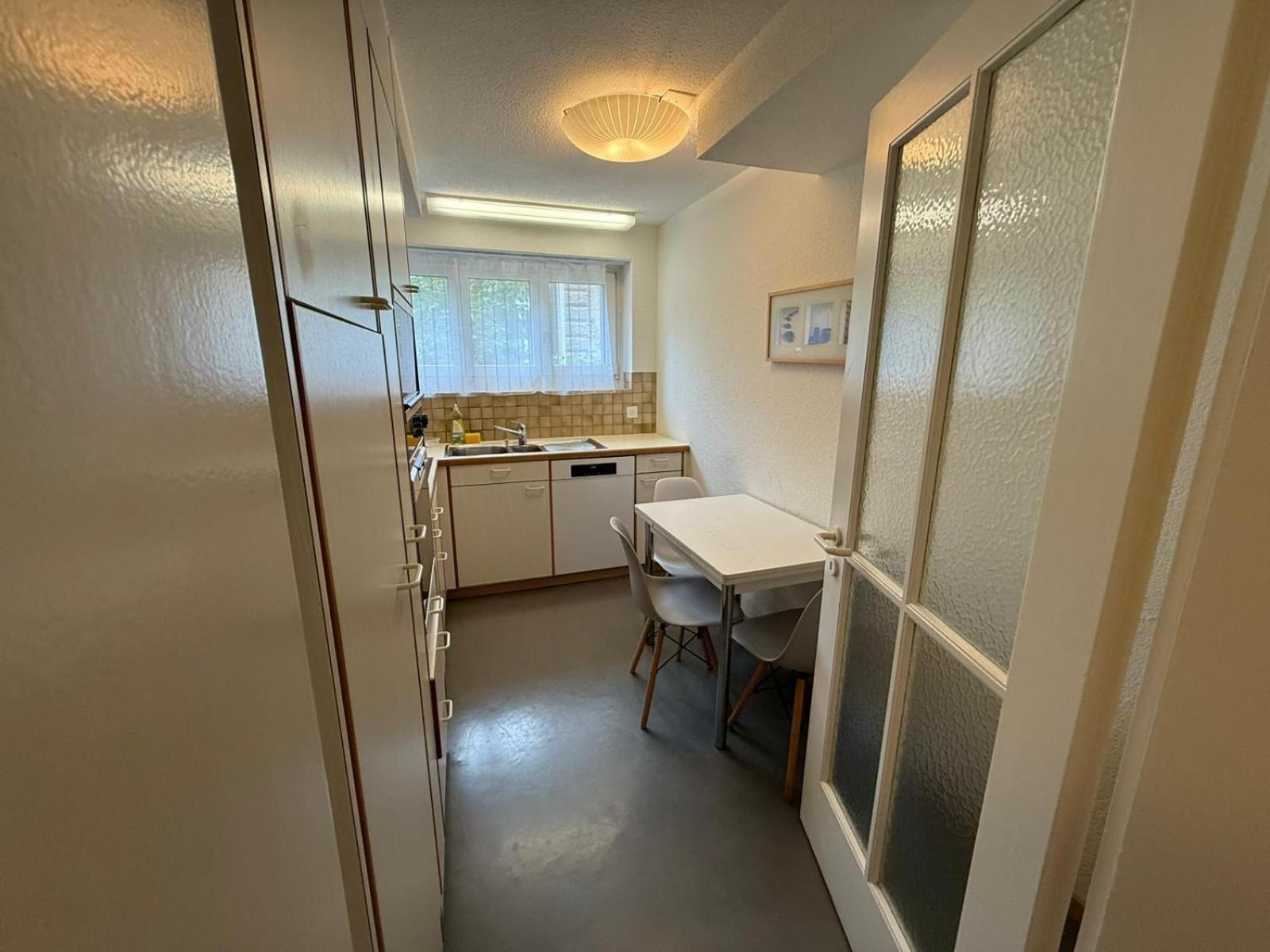 Apartment 2br Flat In Center - Crown 2 Zurich