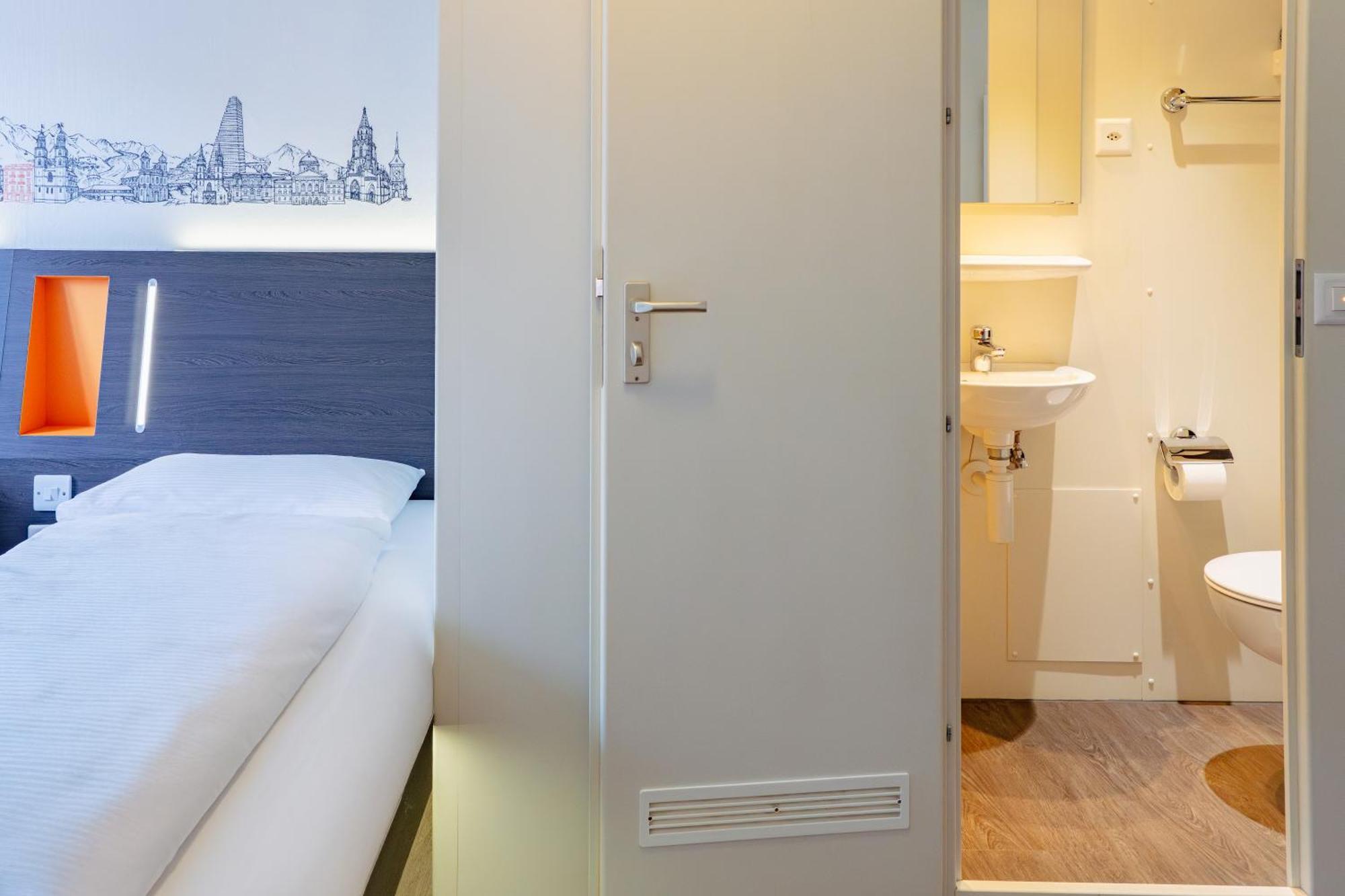 Easyhotel Limmatplatz