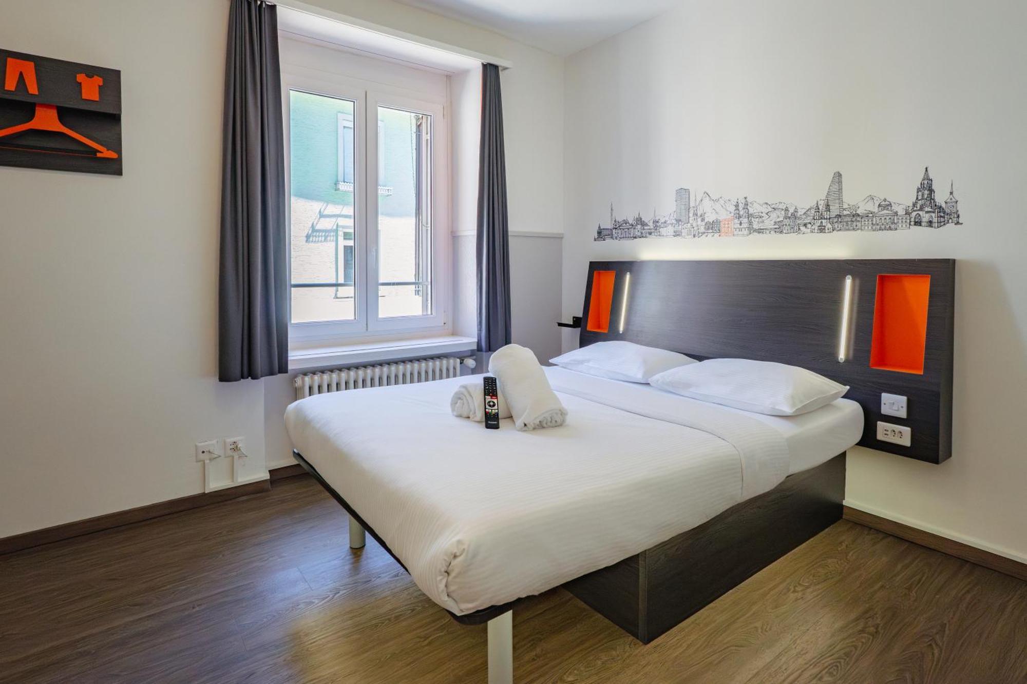 Easyhotel Limmatplatz 2*