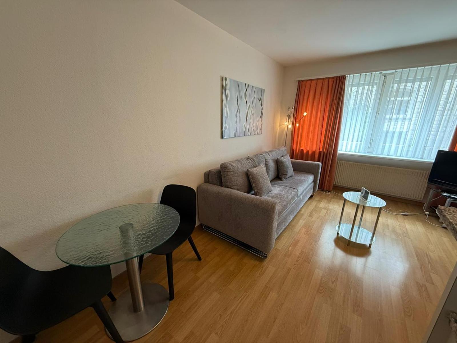 1br Flat In The Center - Crown 3 *