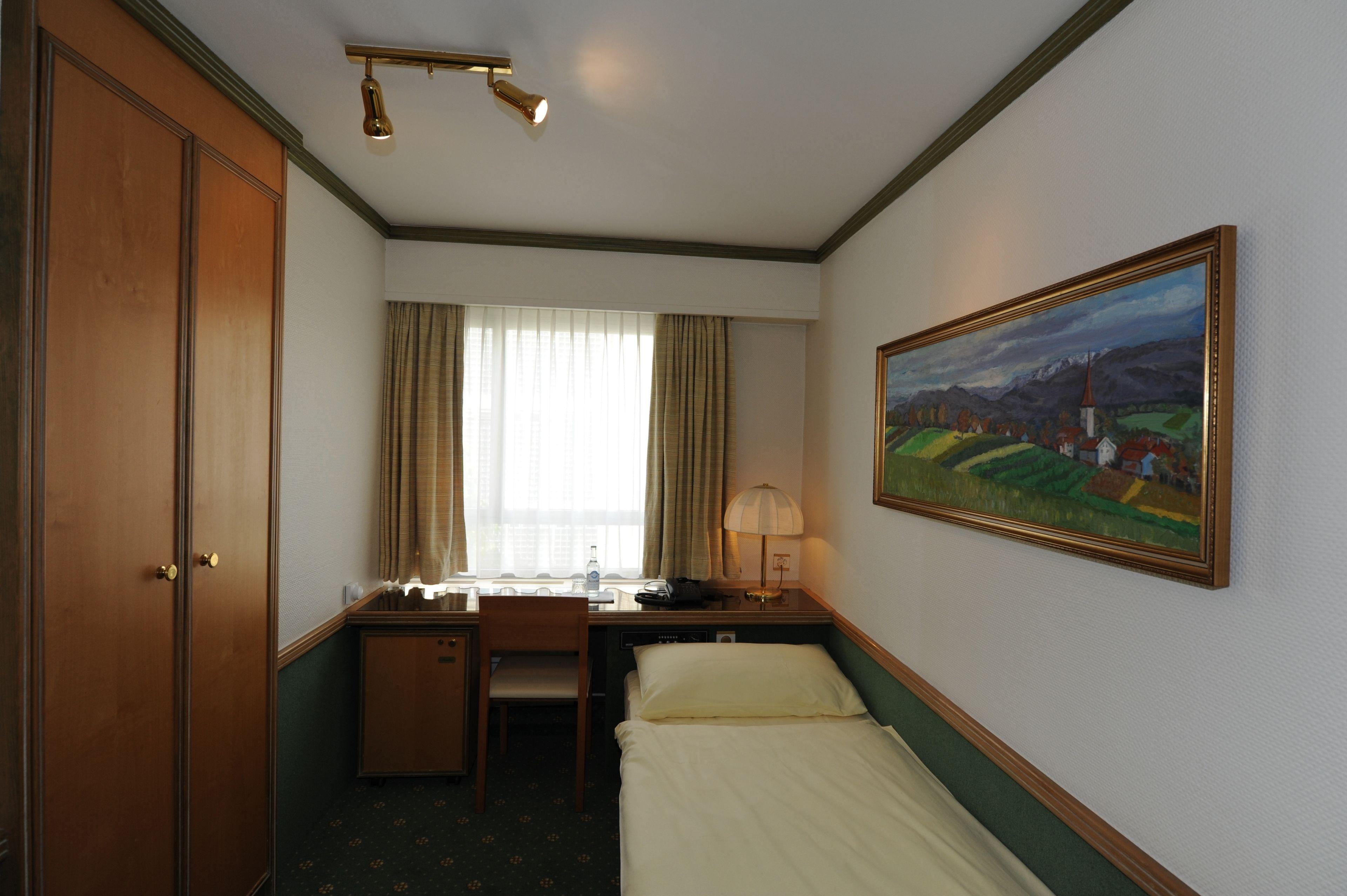 Hotel Arlette Beim Hauptbahnhof 2*