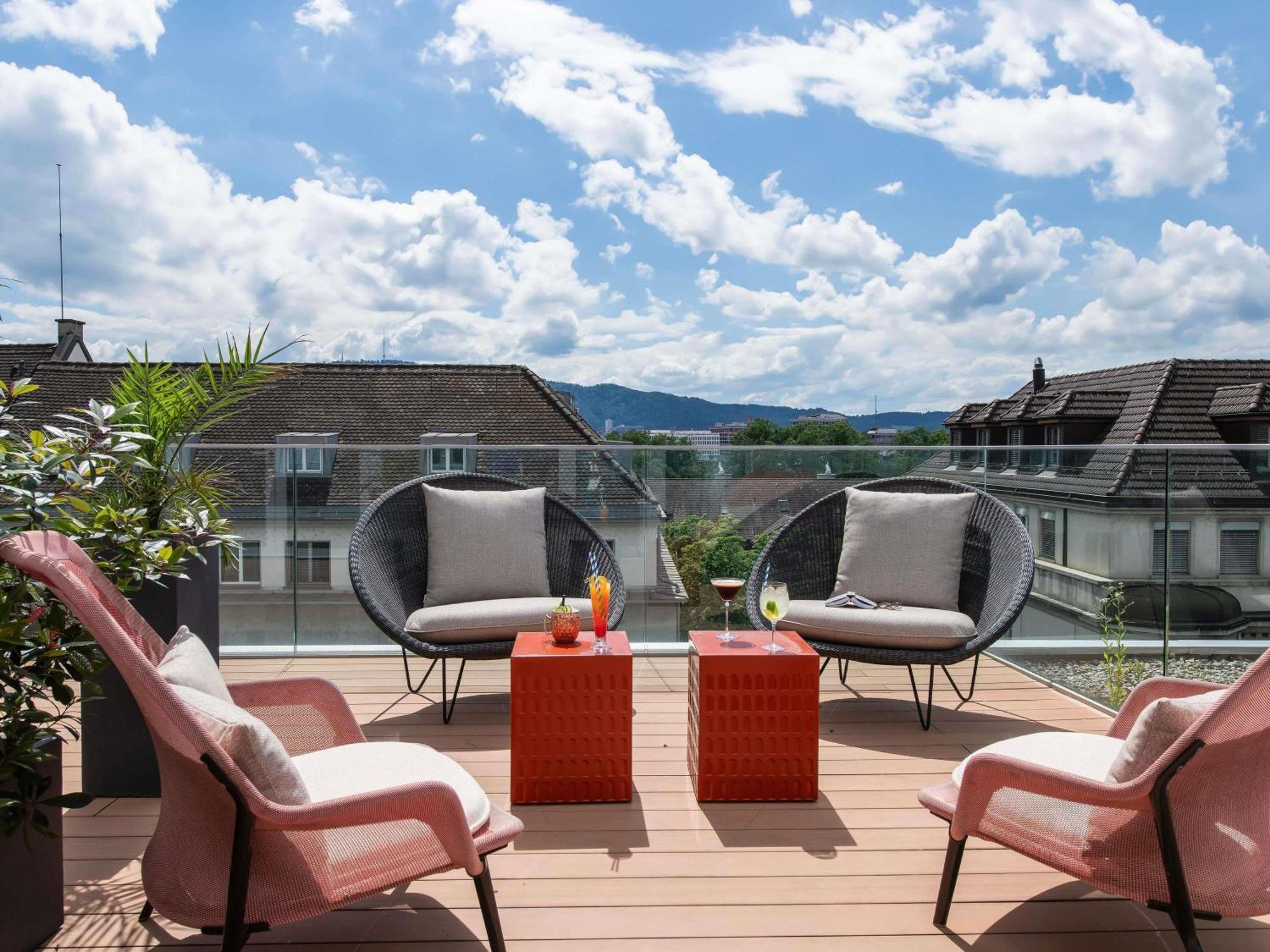 Adagio Center Aparthotel 4*