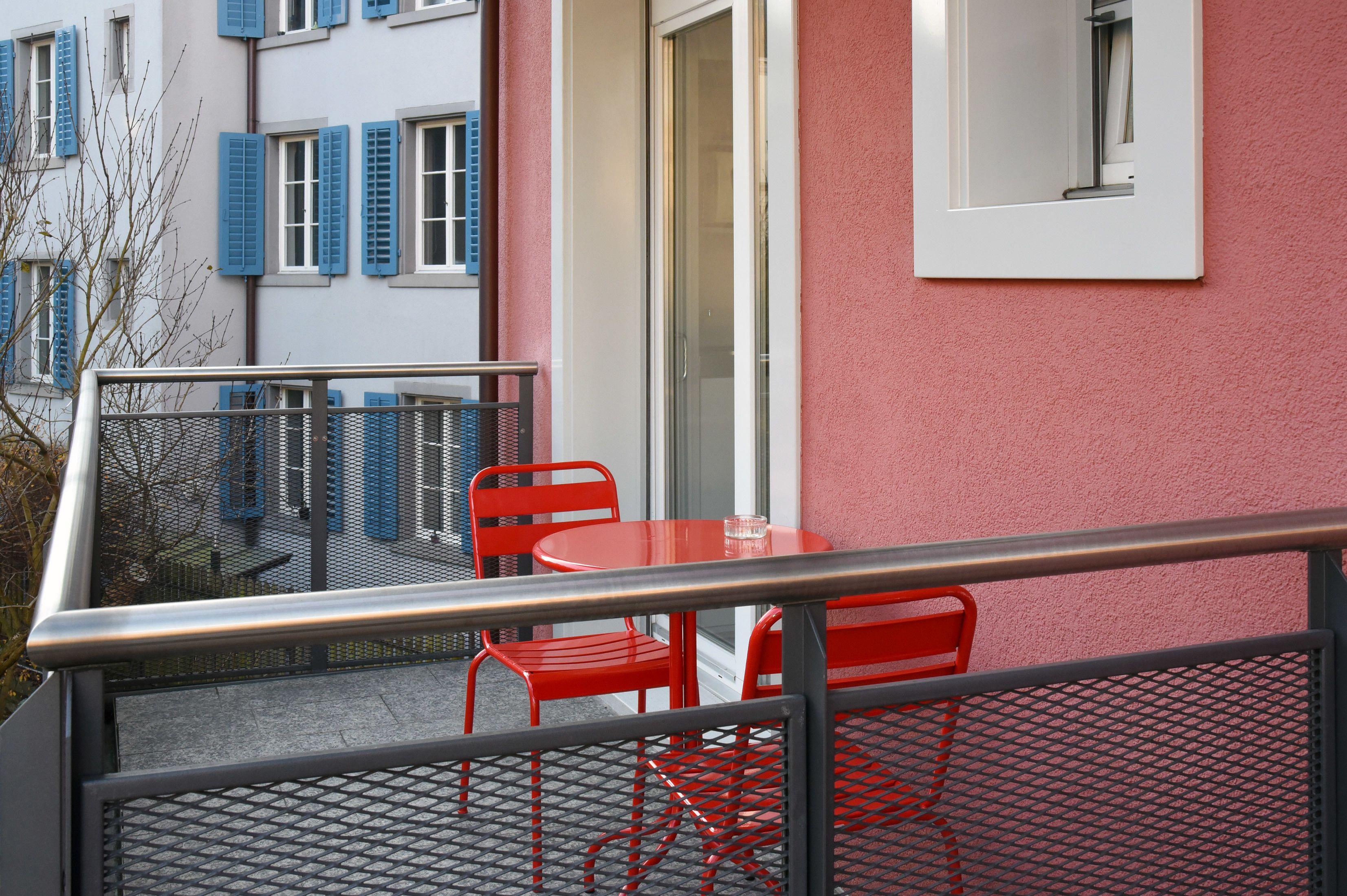 Swiss Star California - Self Check-in *