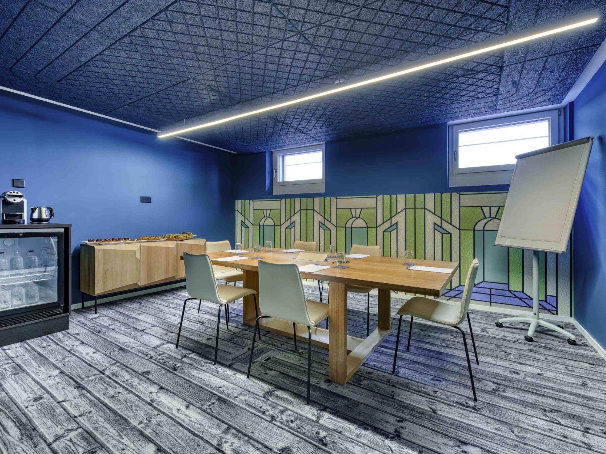 Ibis Styles Center 3* Zurich