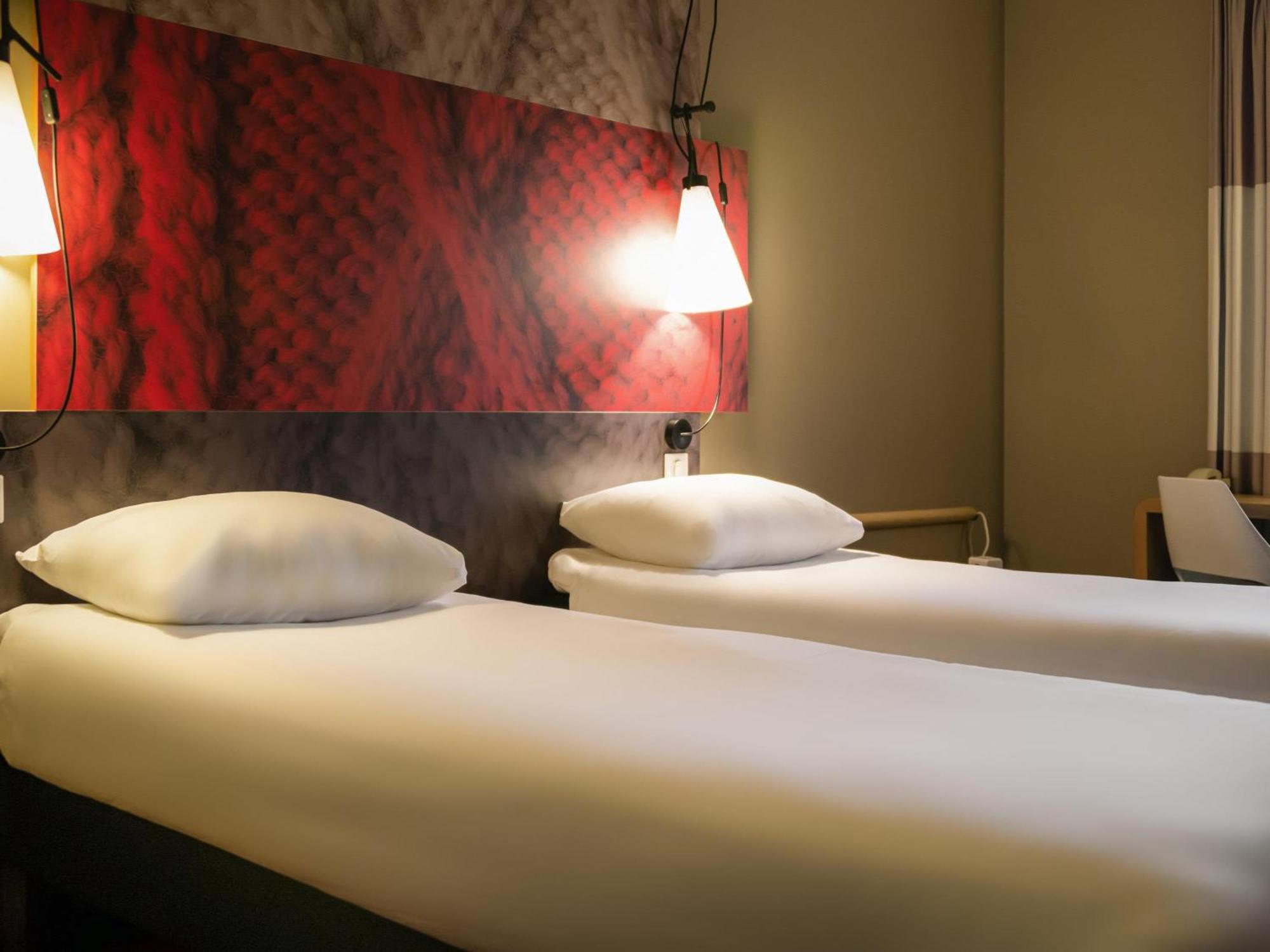 Hotel Ibis West