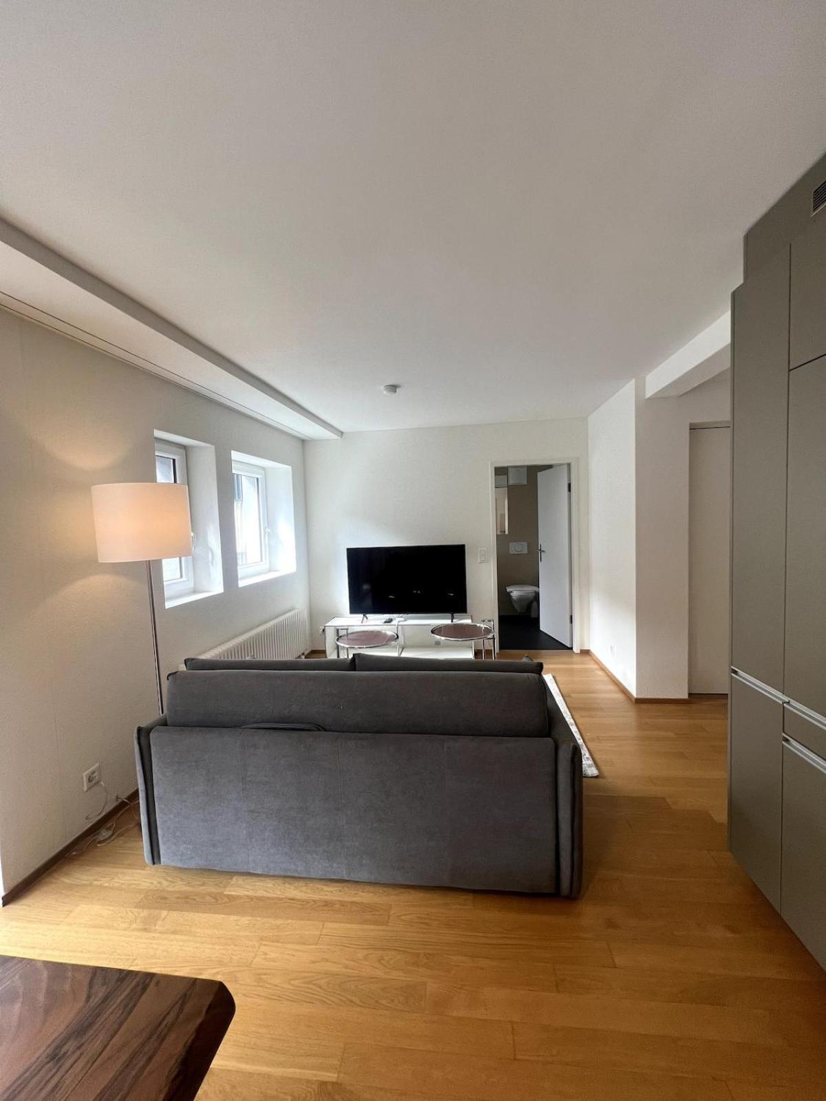 Apartment 1br In The Trendiest District Of The - West 14 Zurich