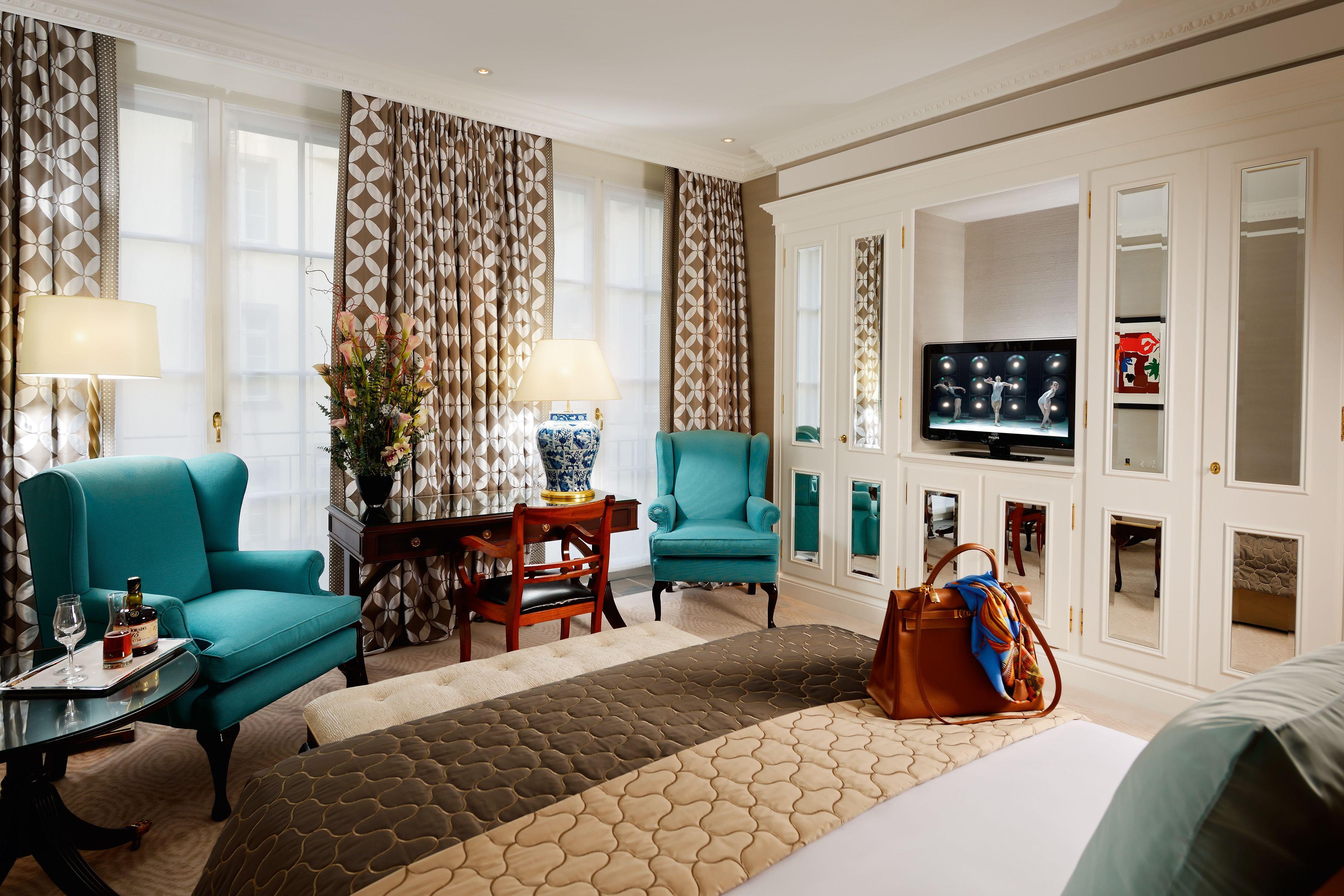 Hotel Baur Au