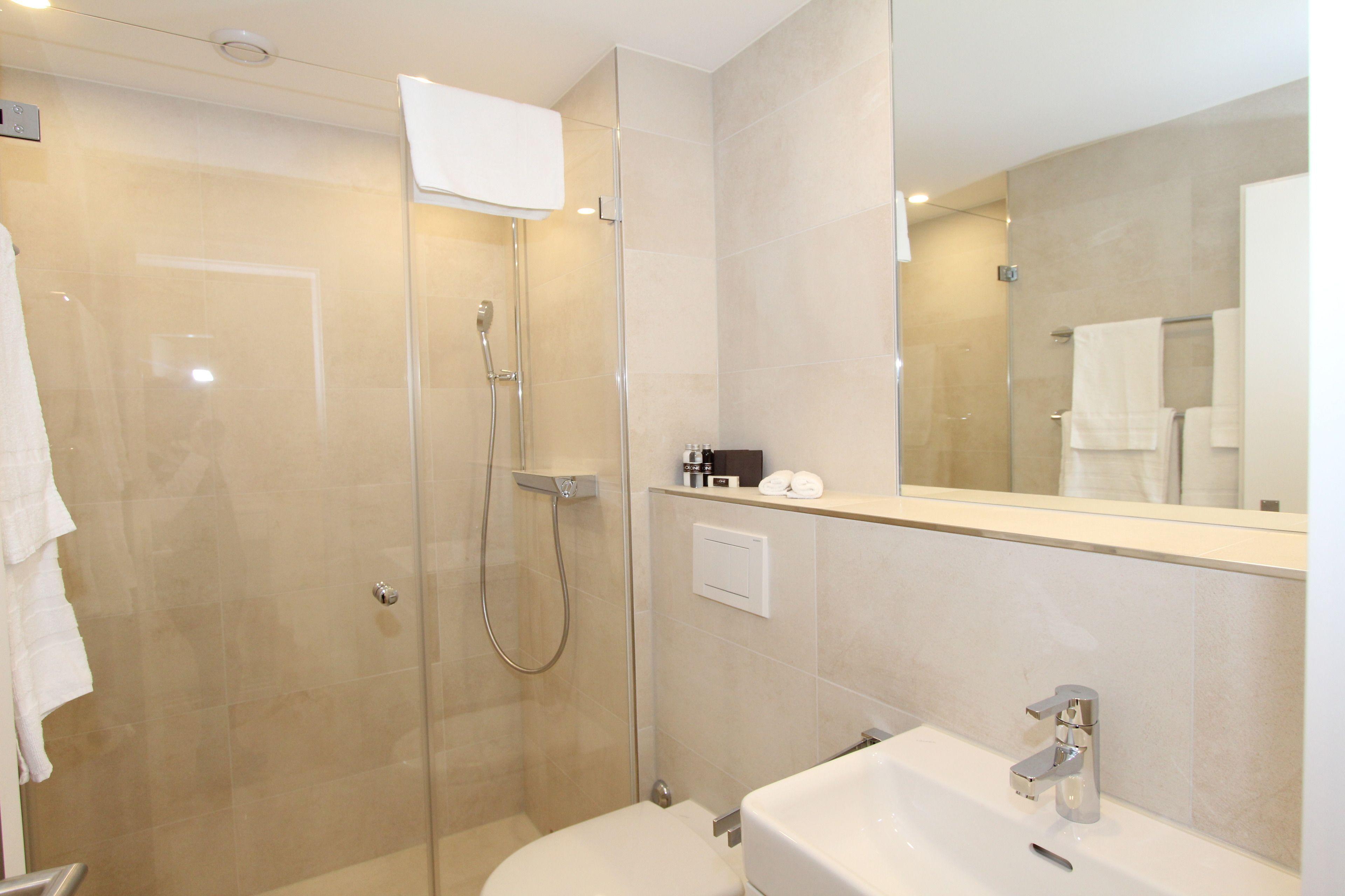 - Forchstrasse * Zurich