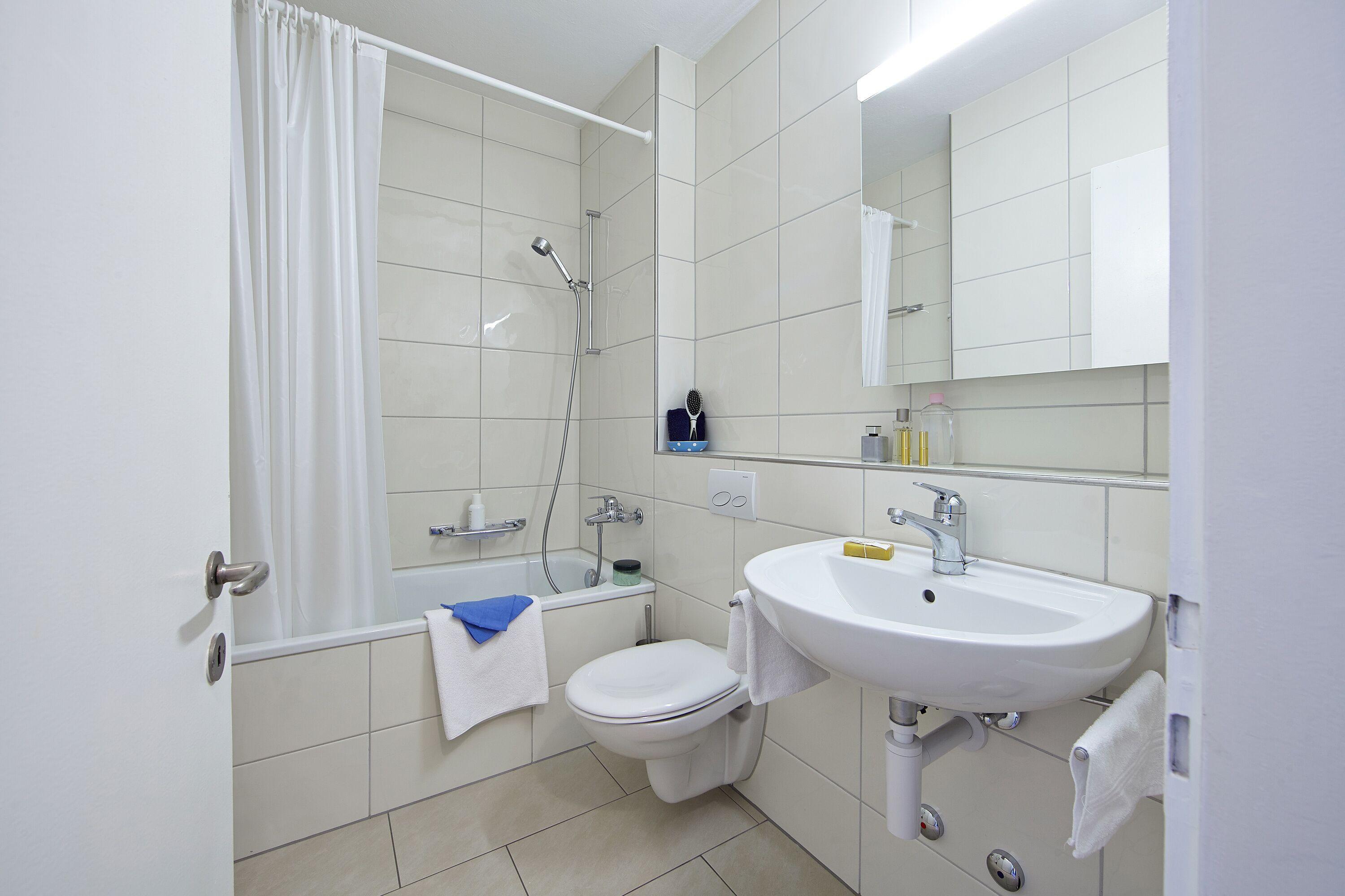 - Forchstrasse Apartment *