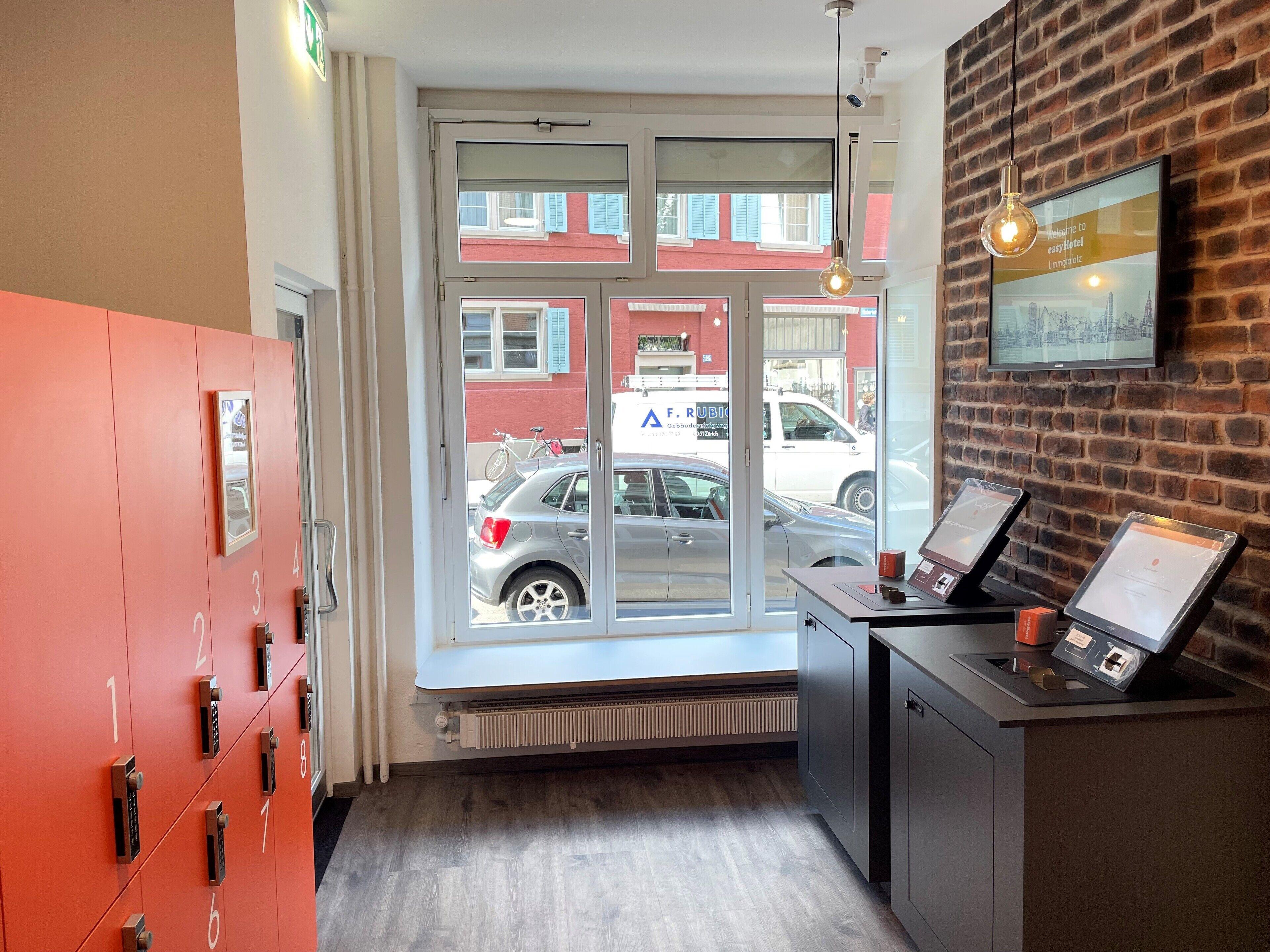 Easyhotel Limmatplatz