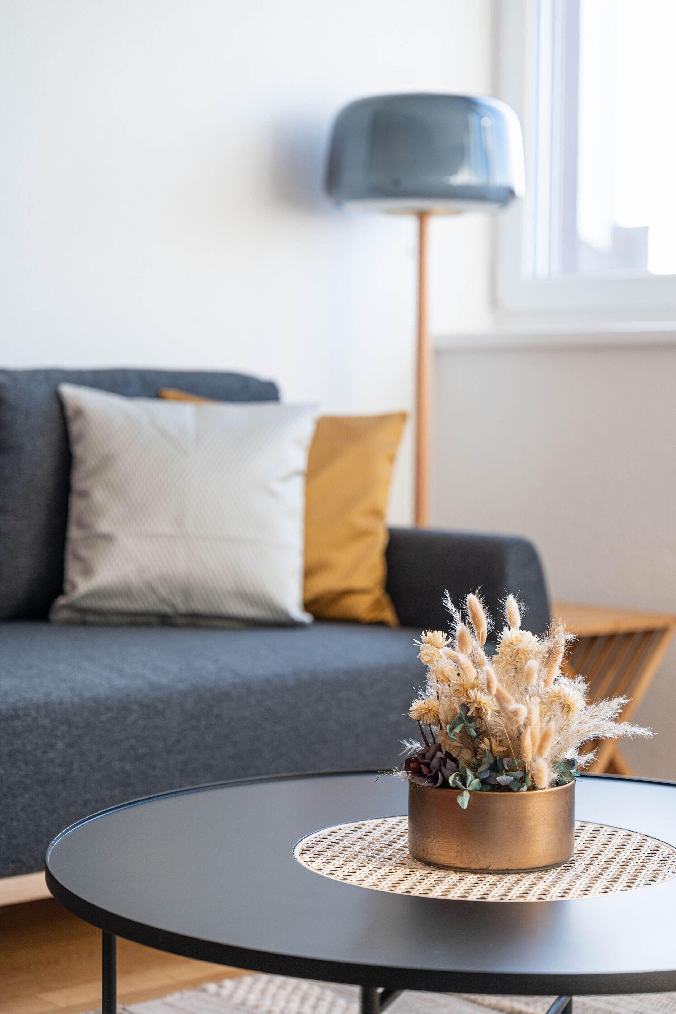 Modern 3bdr Duplex With Skyroof In Trendy West *