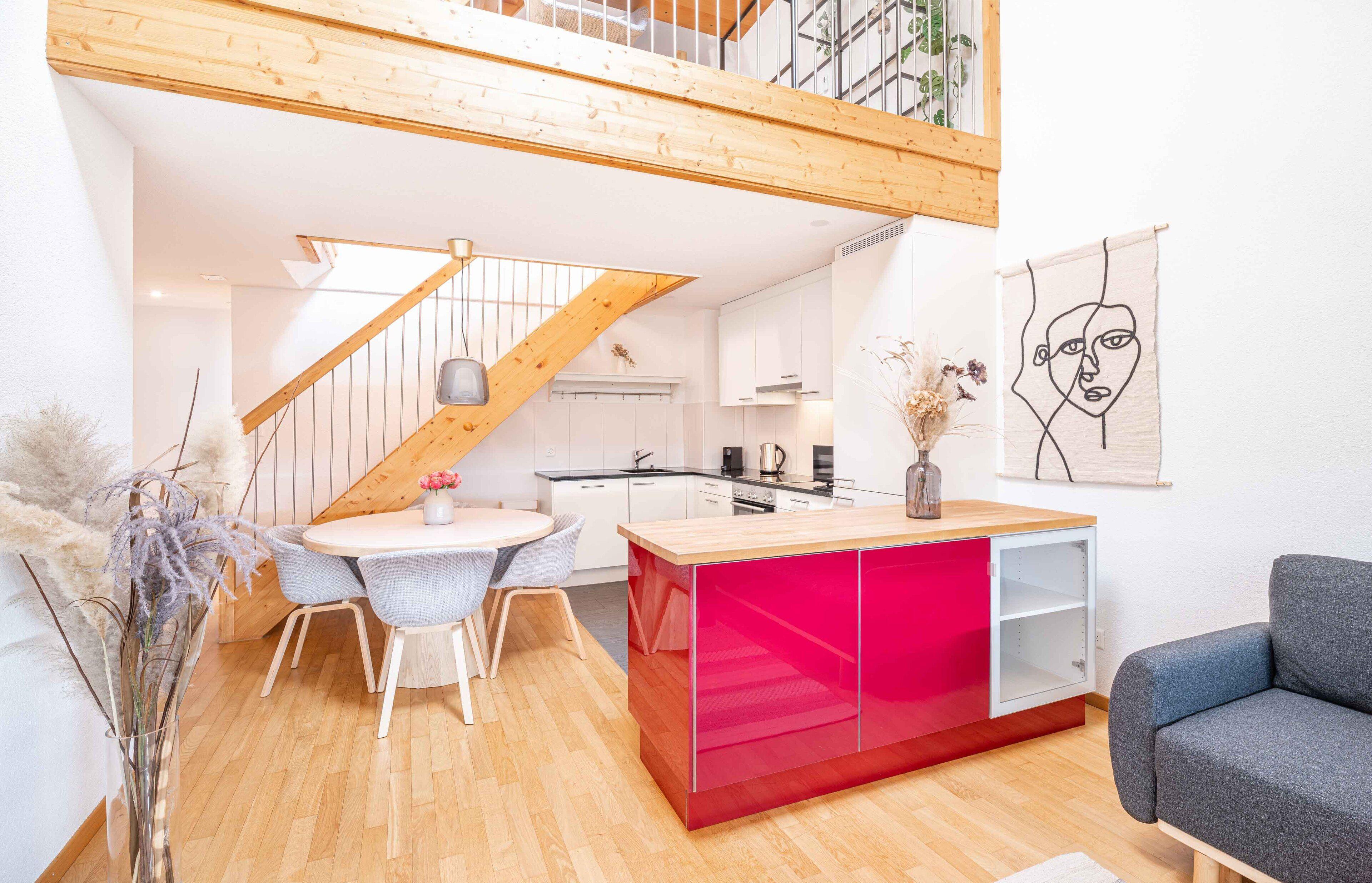 Modern 3bdr Duplex With Skyroof In Trendy West Apartment