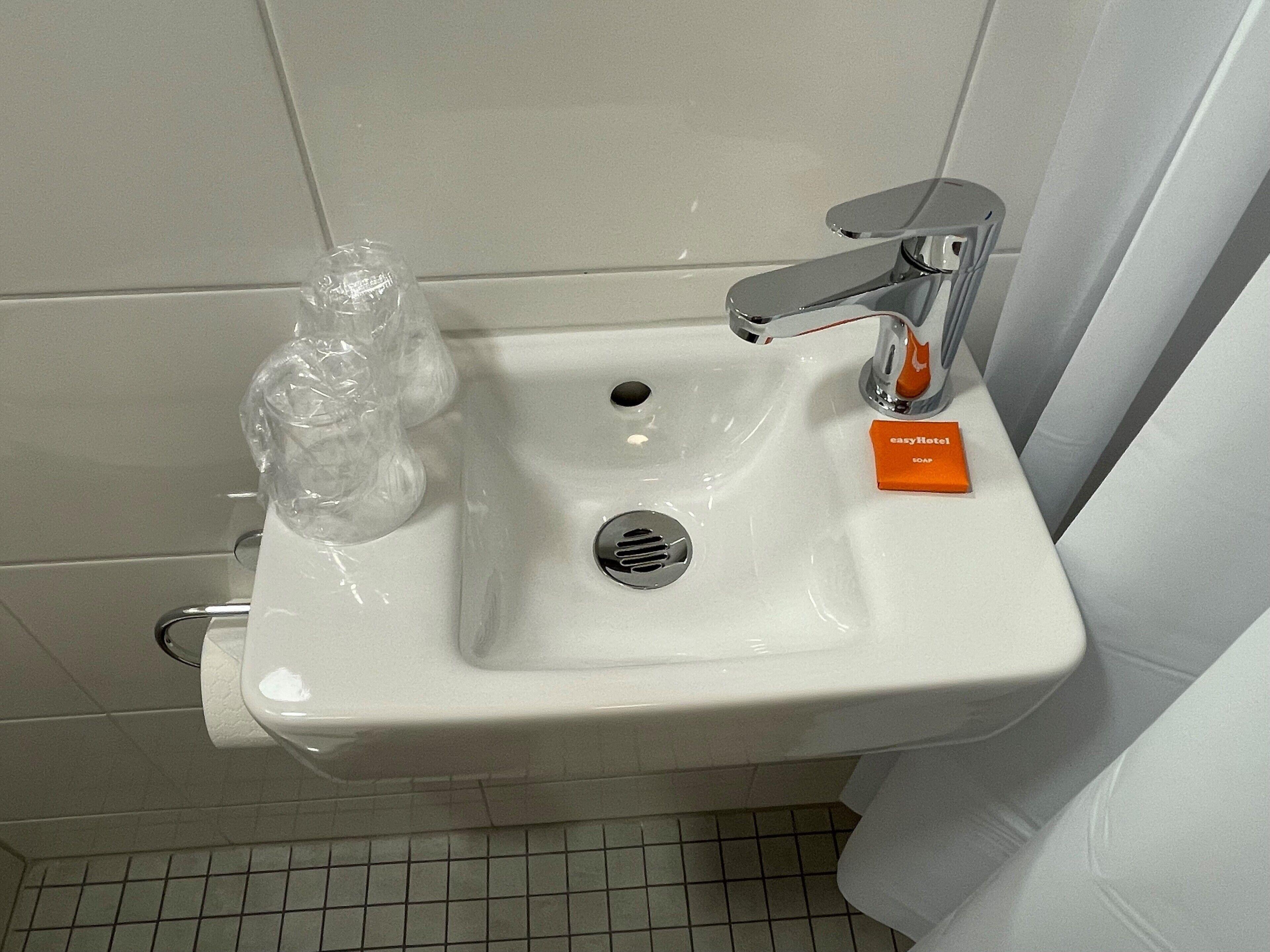 Easyhotel Main Station Zurich