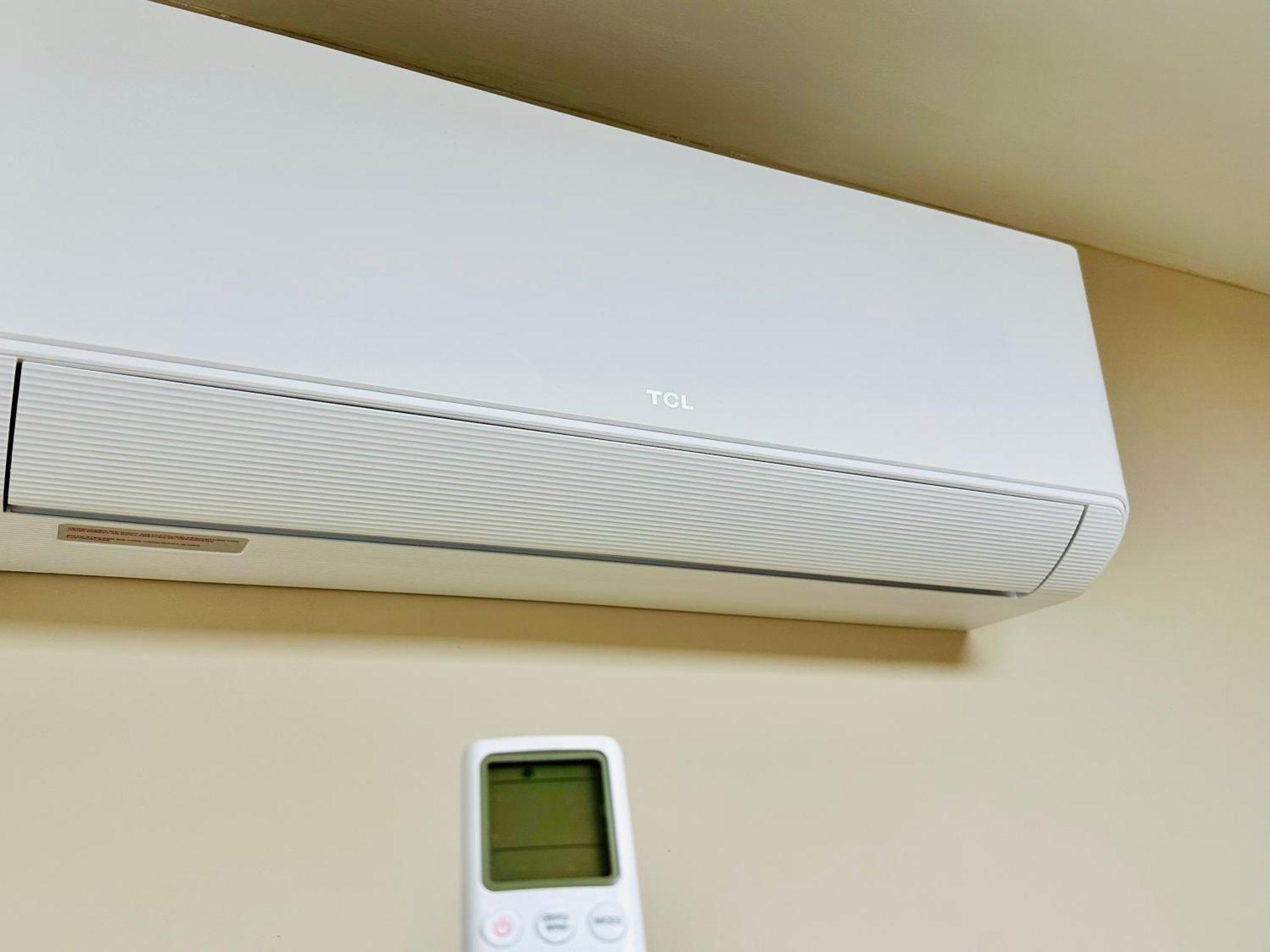 Apartment Modern With Air Condition & Balcony