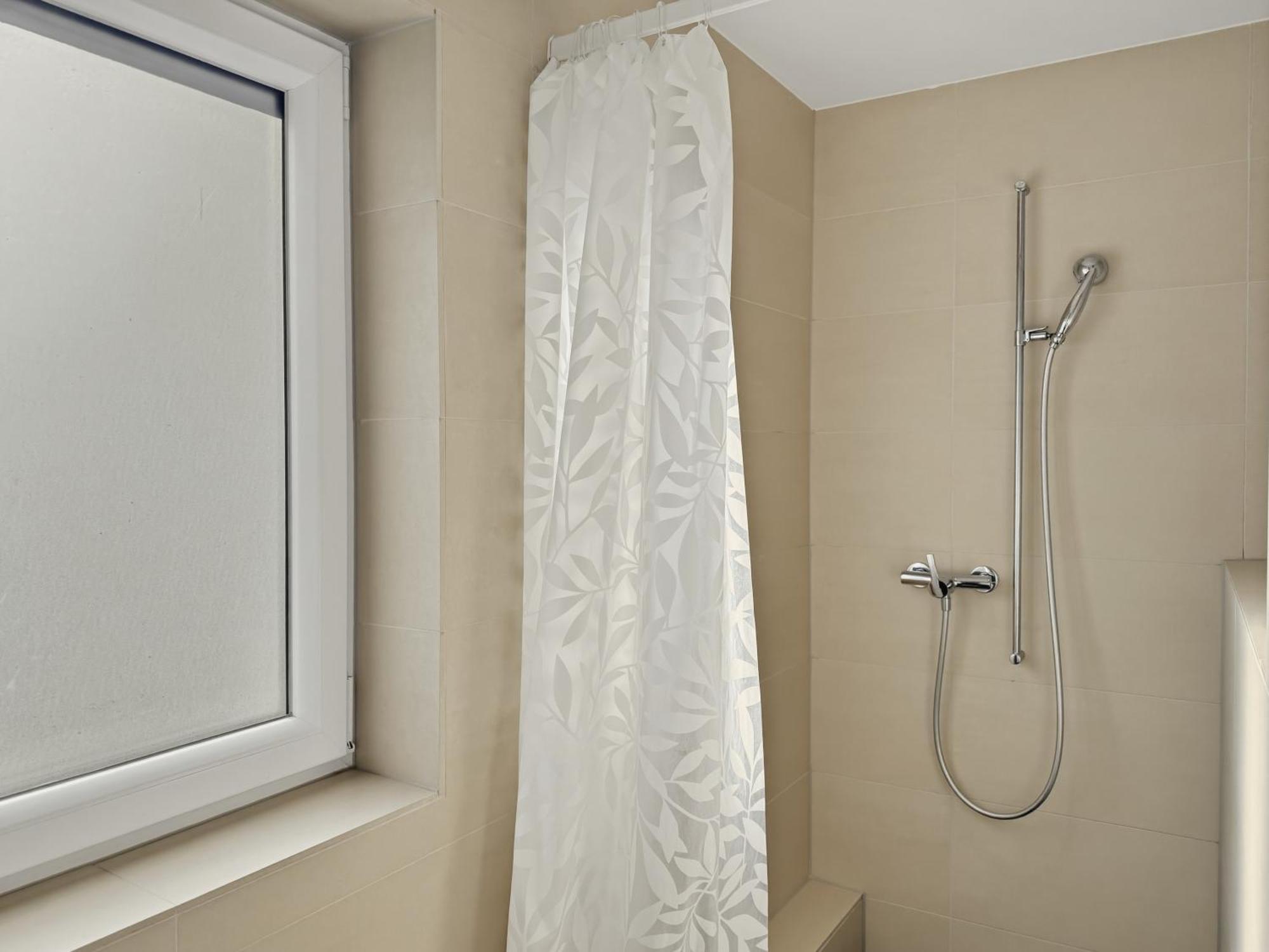 Apartment 1br With Balcony - West 13 Zurich