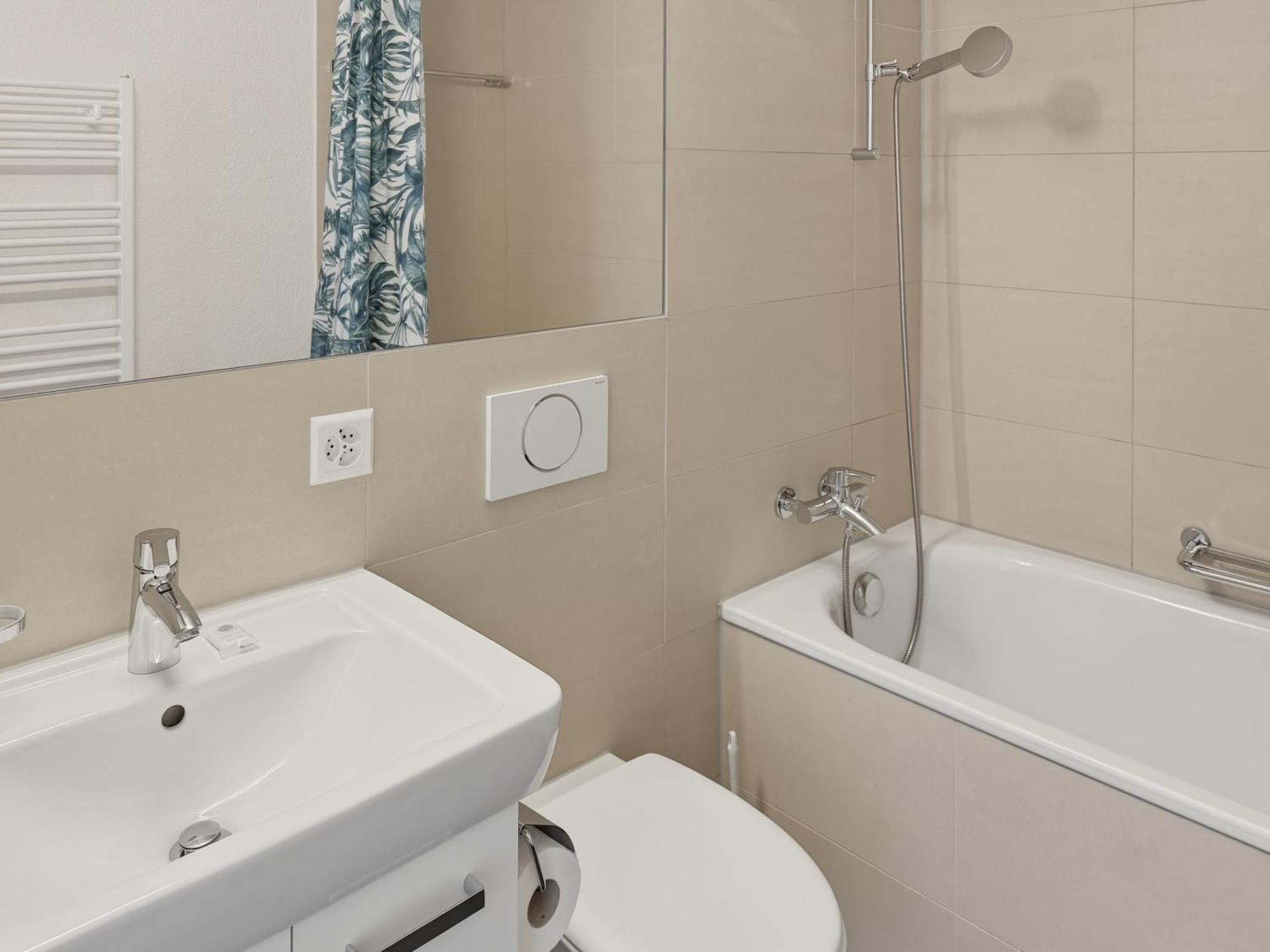 2br Flat In The Center - West 12 Zurich