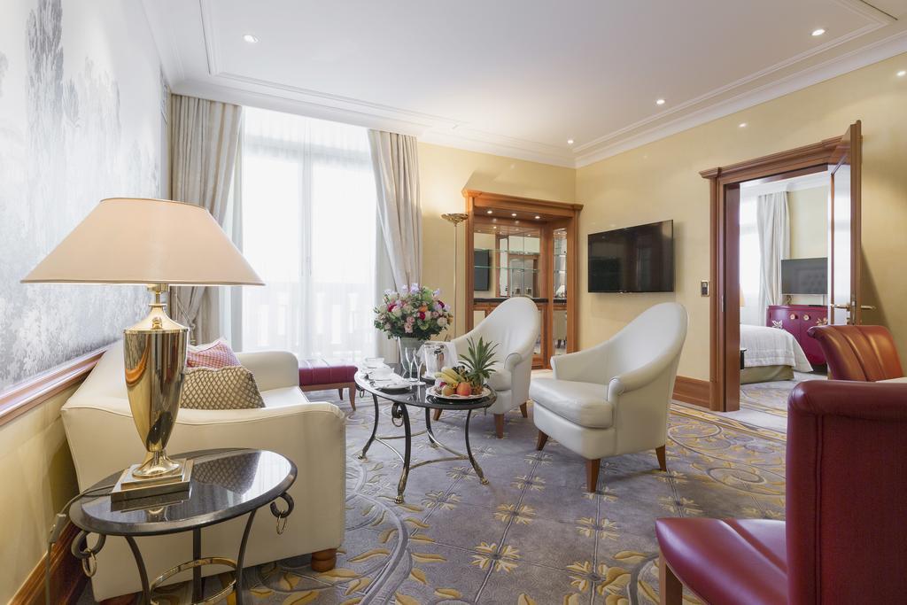 Hotel Savoy Baur En Zurich
