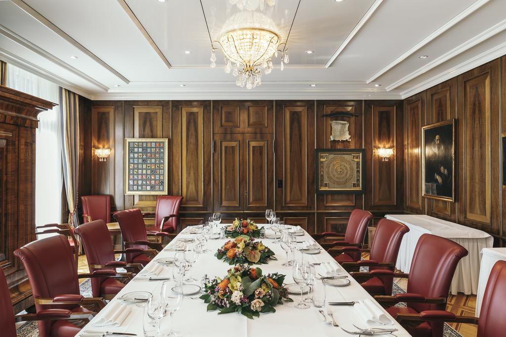 Hotel Savoy Baur En 5*