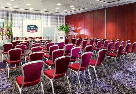 Courtyard By Marriott North 4* Zurich