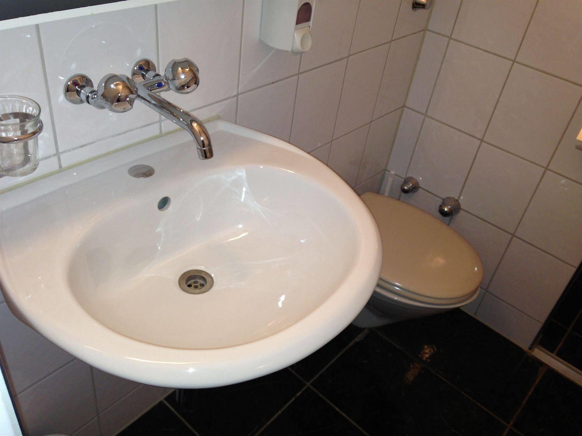 City Center - Bellevue Hotel 3*
