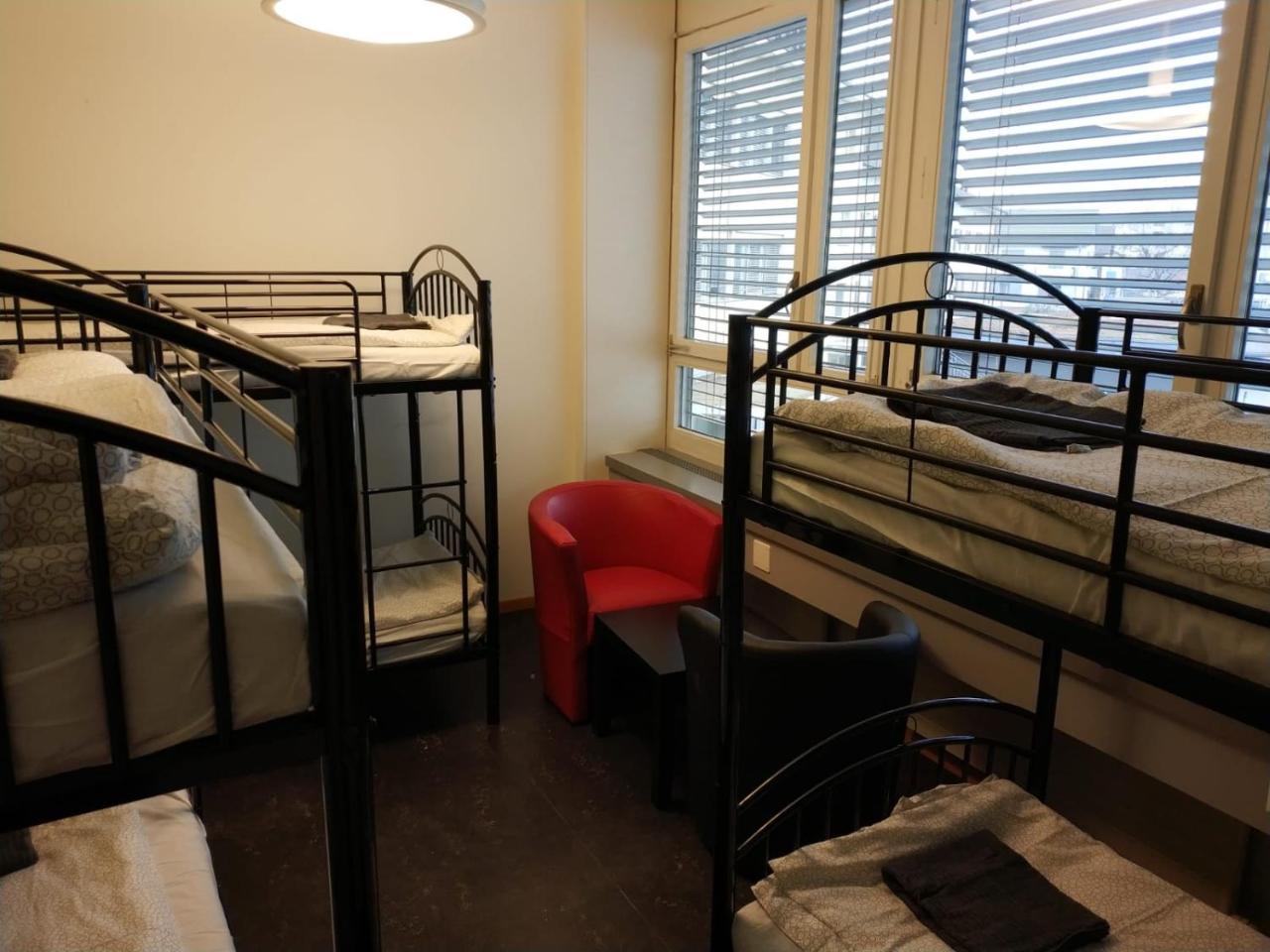 Seebach Hostel Zürich
