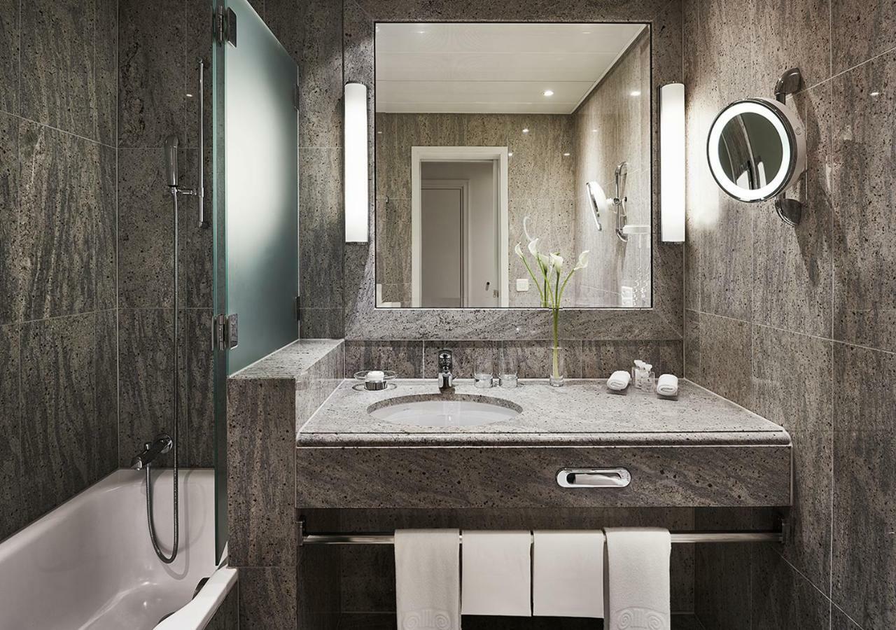 Savoy Baur En Hotel Zurich