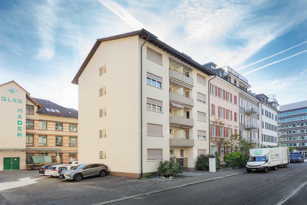 Visionapartments Freyastrasse - Contactless Check-in Apartment *