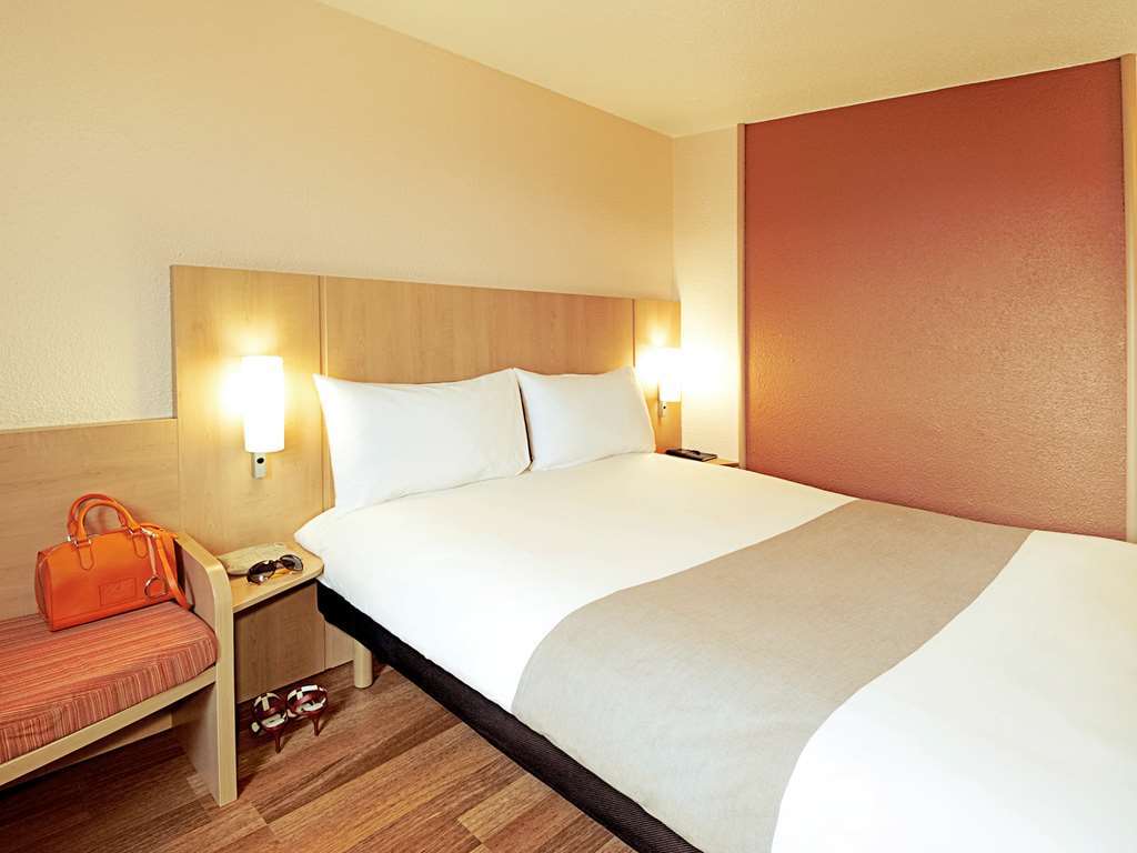 Ibis West Zurique