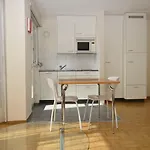 Very Central & Bright Studio - Vineyard 51