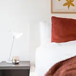 Aparthotel Stayy The River - Contactless Check-in Zurich