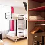 Fred Guest House Hauptbahnhof - Mobile Check-In