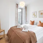 Stayy The River - Contactless Check-in Zurich
