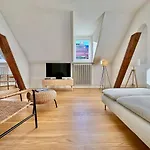 Citycentral 2 Bedroom Flat Near Main Station Apartment Zurich