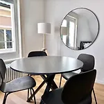 Apartment Citycentral 2 Bedroom Flat Near Main Station Zurich