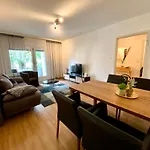 Modern Eingerichtete Stadtwohnung In Wollishofen