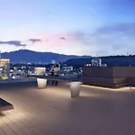 Luxury Apartment - Central To Everything