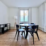 Citycentral 2 Bedroom Flat Near Main Station Apartment *