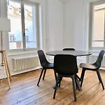 Citycentral 2 Bedroom Flat Near Main Station *