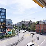 Your Perfect Zurich Getaway With 3 Bedrooms & Wifi