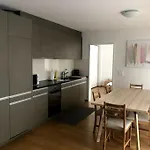 Apartment Very Sunny 1br Flat In The Center - West4 Zurich