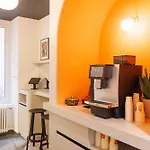 Fred Guest House Hauptbahnhof - Mobile Check-In