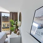 Outstanding Boutique-Designer Apartment - Private Rooftop Terrace - Fully Equipped