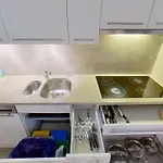 Apartment Chic Near Center *