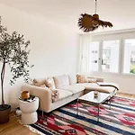 Group Getaway - Floor For 10 Guests -20-