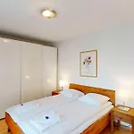 Executive 2Br Apt Near Lake And City Center - Dufour 4